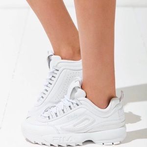 White fila disruptor 2